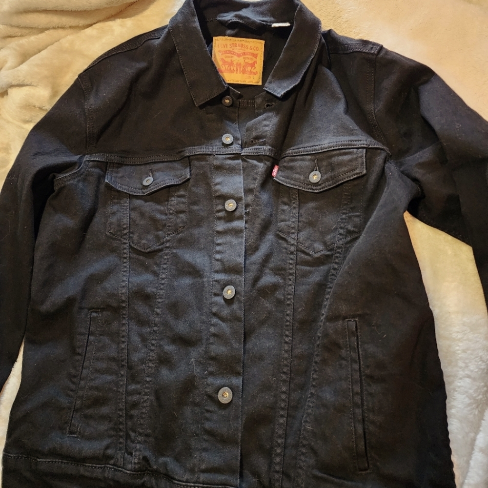 Levi's black denim jacket Men's sz Large